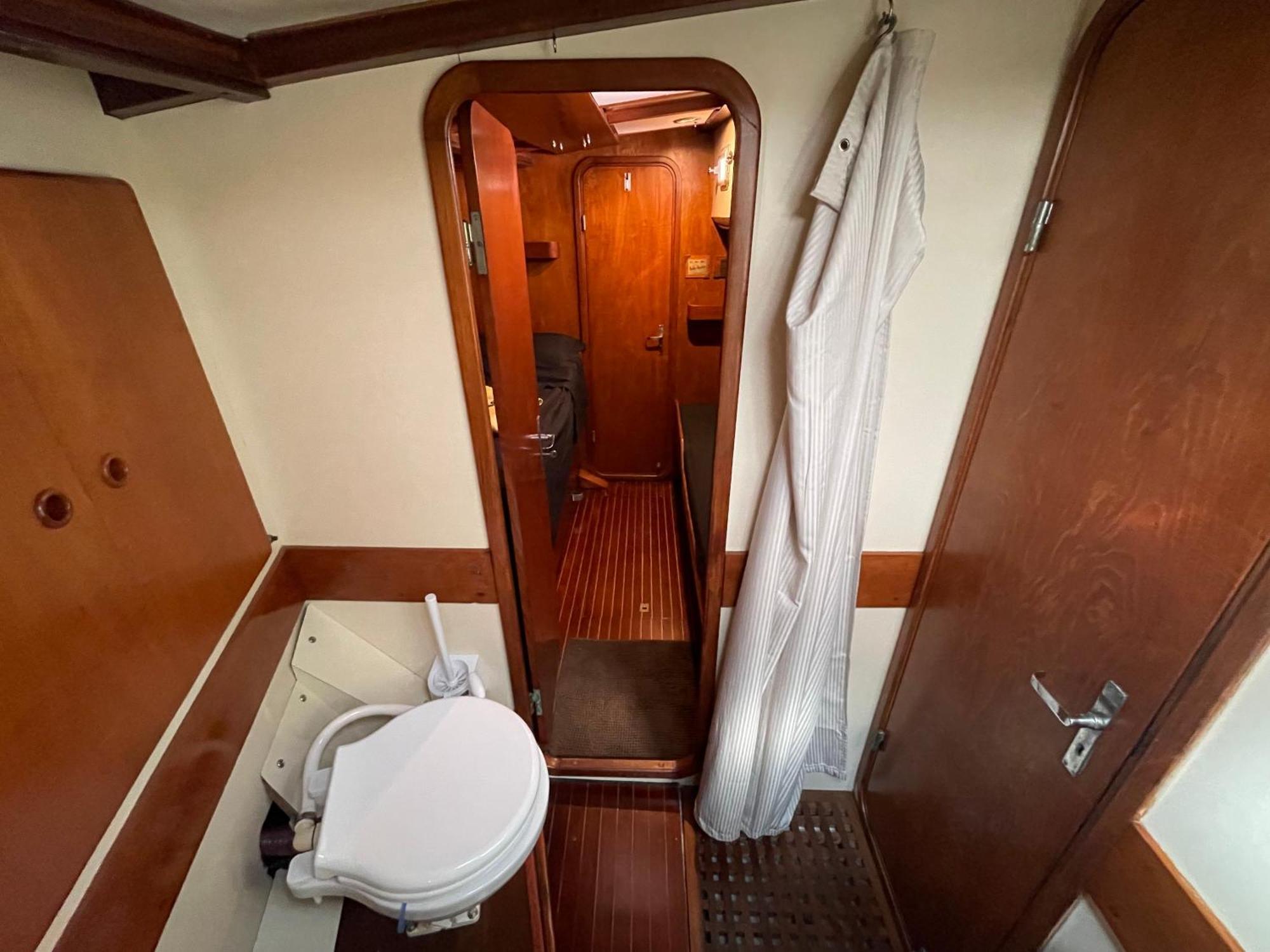 Sailboat B&B On Board Catania Bagian luar foto