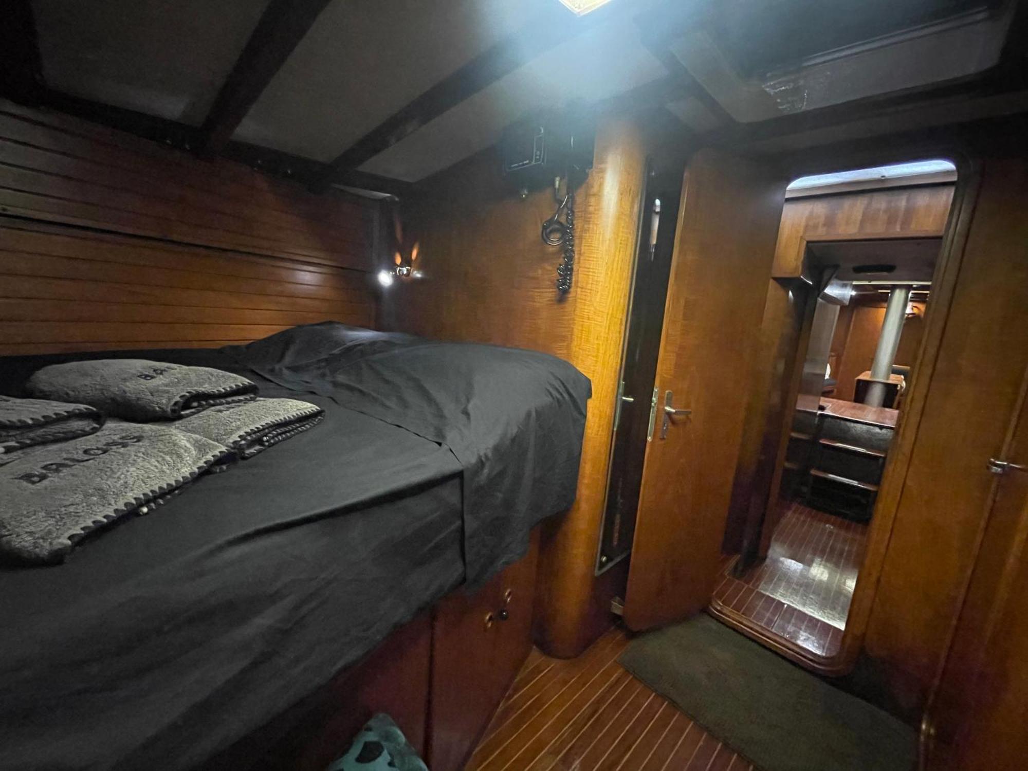 Sailboat B&B On Board Catania Bagian luar foto